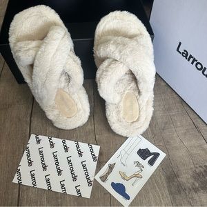 New Larroude Cali mule slipper in cream fur